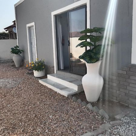 פאלאבורווה Fourties Guest House מראה חיצוני תמונה